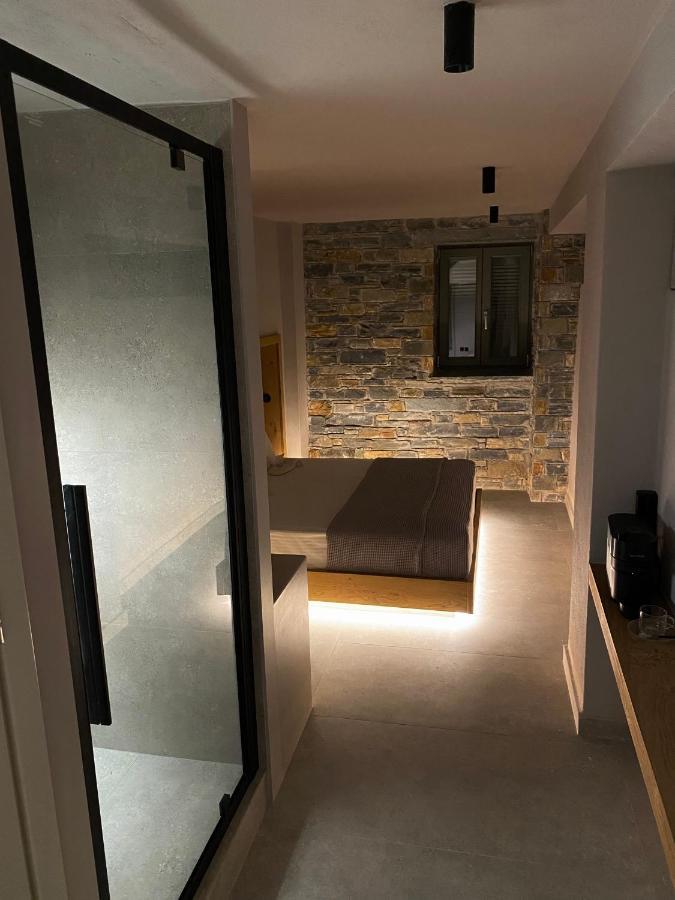 Ej Boutique Suites Milina Dış mekan fotoğraf