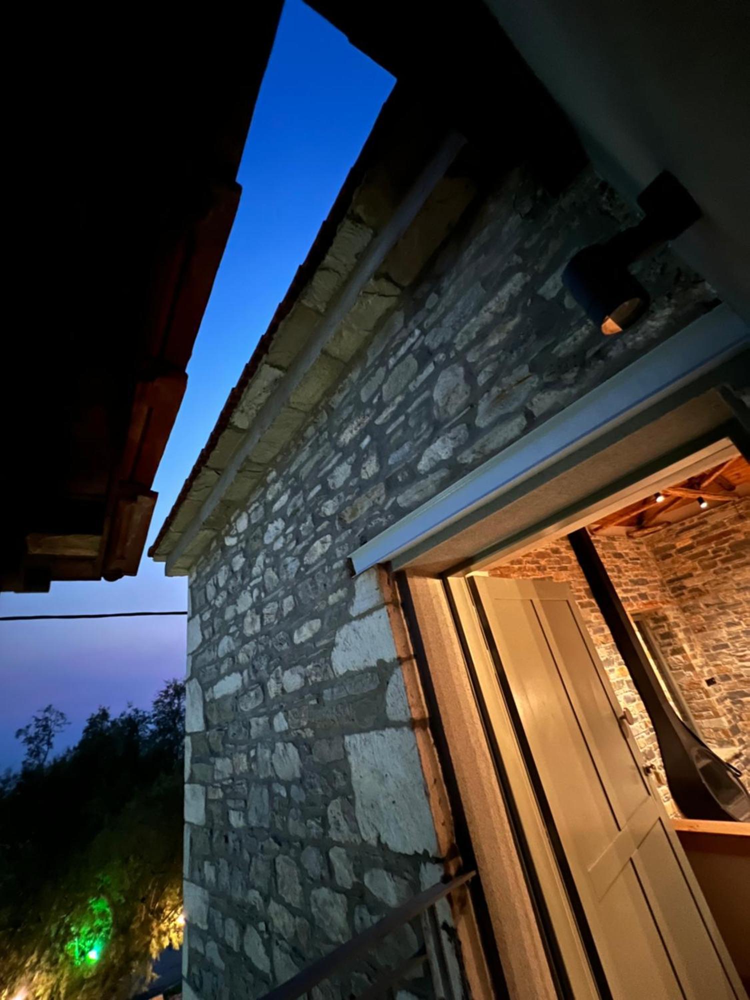 Ej Boutique Suites Milina Dış mekan fotoğraf